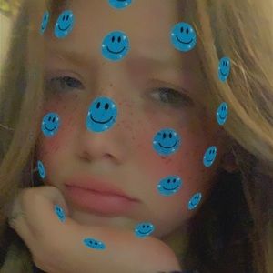 Meet your Posher, Felicity